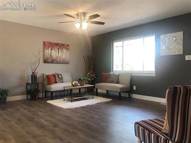 Photo - 1825 Capulin Dr