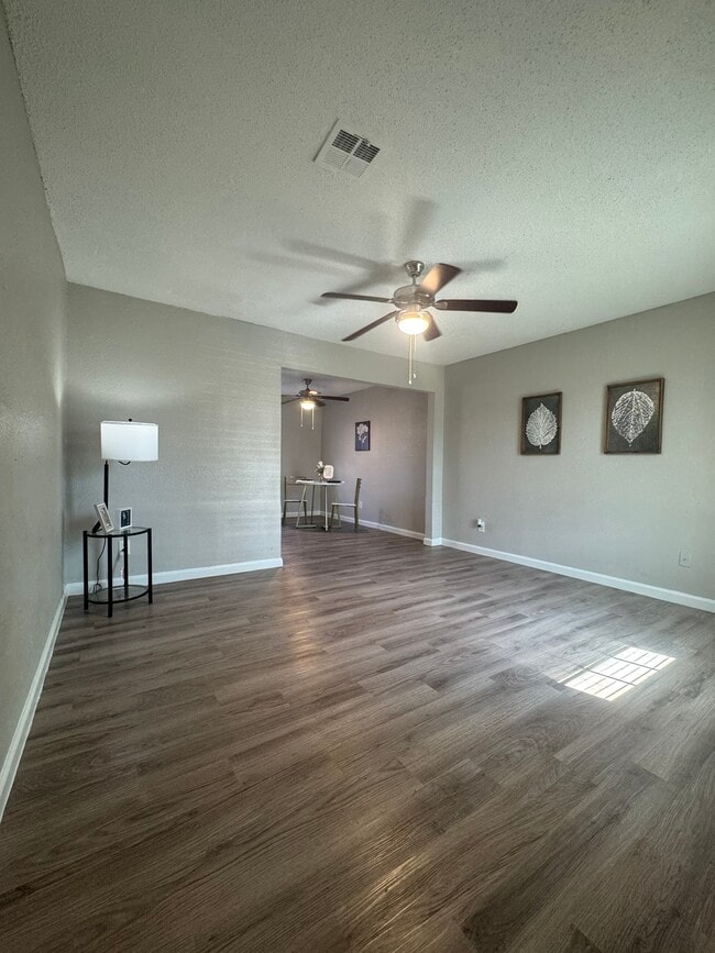 Building Photo - Garner Park