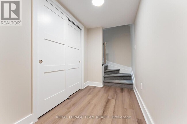 Photo - 1 - 342 FIFTH AVENUE