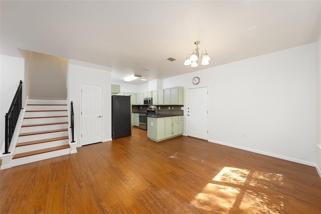 Photo - 4505 Red River St
