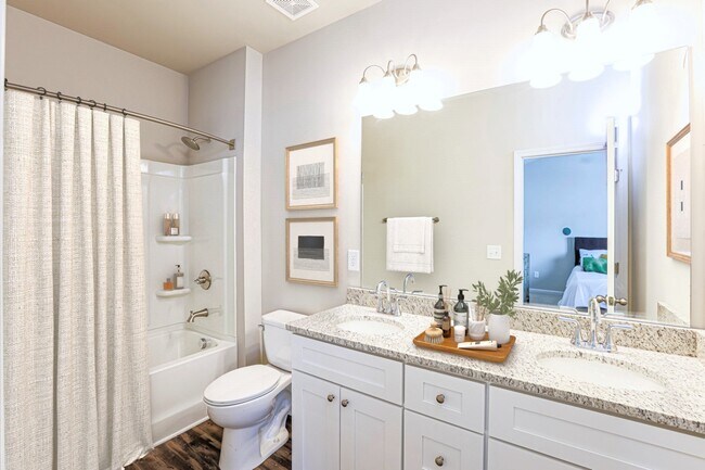 Photo - 87 Hidden Oak Dr