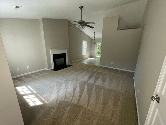 Photo - COMING SOON - 3 Bedroom 2 Bathroom House i...