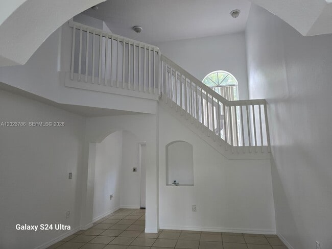 Photo - 13658 SW 142nd Ter
