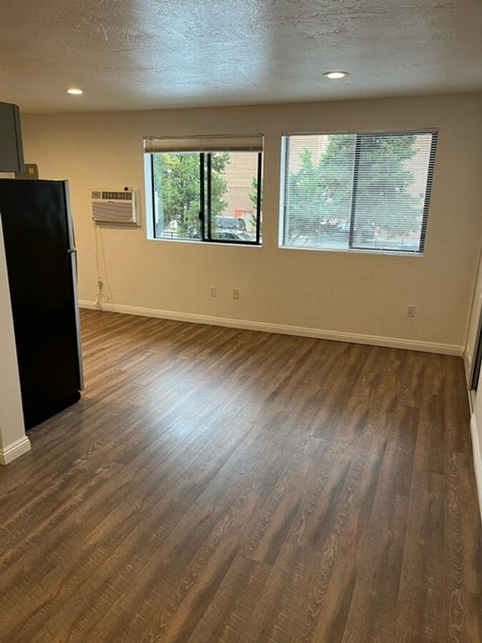 Photo - 201 S Tower Ave Unidad B2