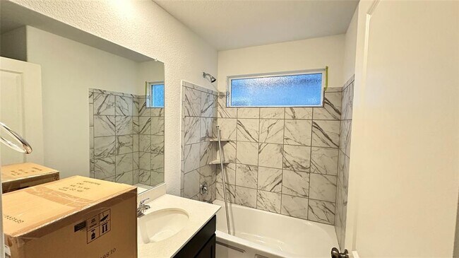 Photo - 221 Carmello