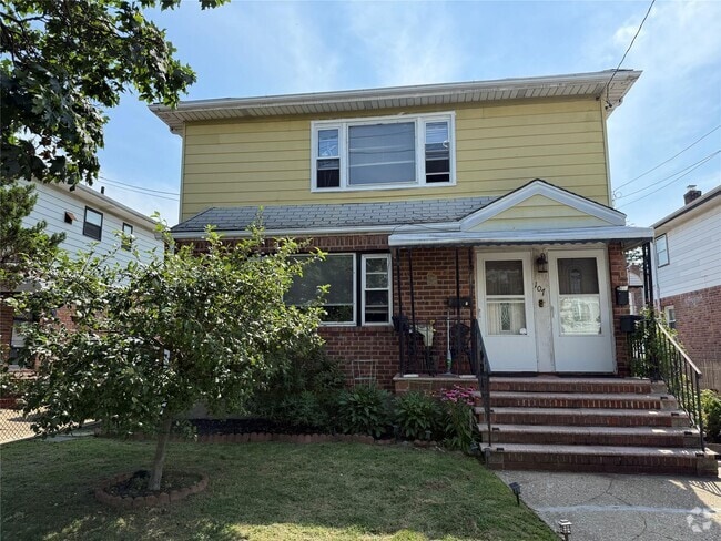 Building Photo - 107 Gibson Blvd Rental
