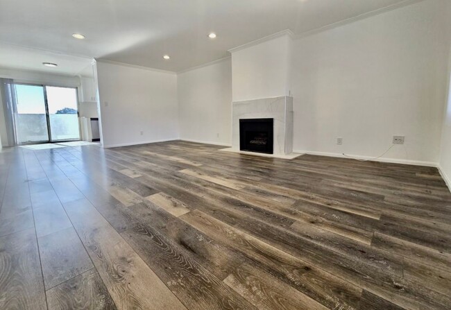 Photo - 4225 Inglewood Blvd Unit 203