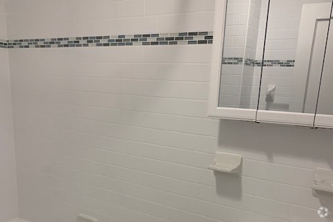 Building Photo - 190 72nd St Unit Studio Rental
