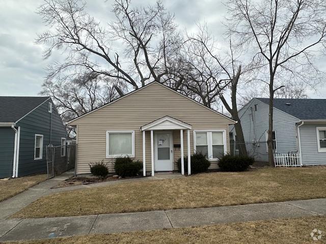 Building Photo - 17127 Park Ave Rental