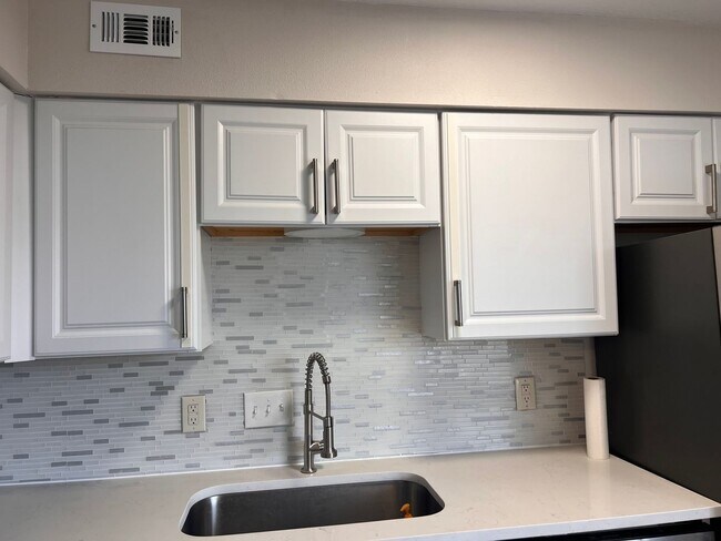 Photo - 1840 Burton Dr