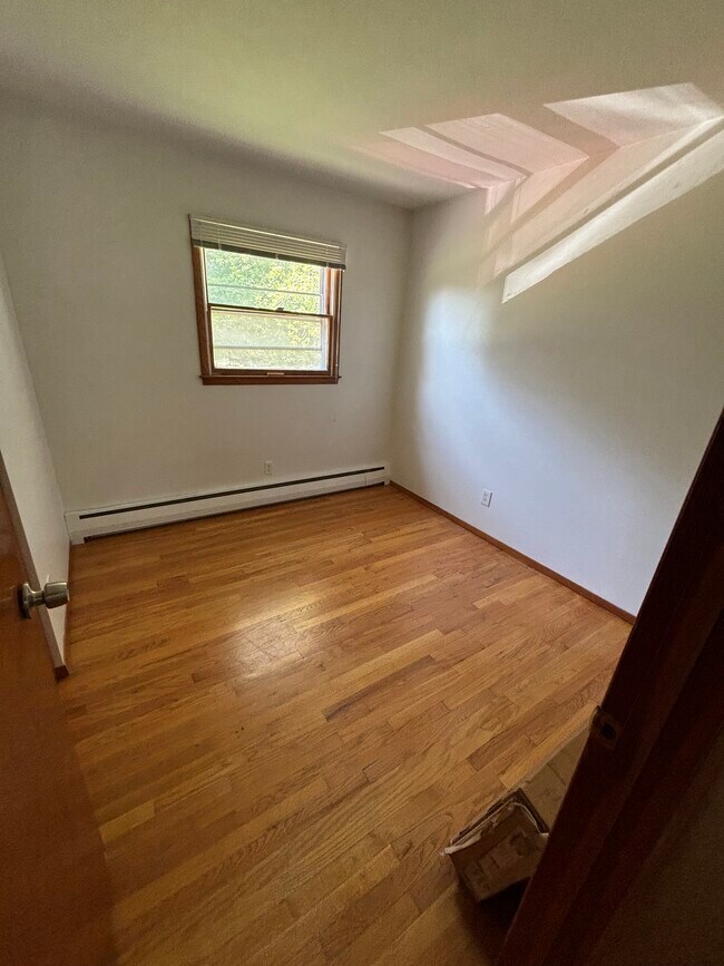 Photo - 34 Chestnut St