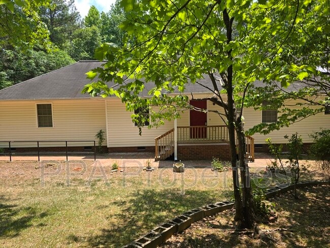 Building Photo - 7122 Ramblewood Dr