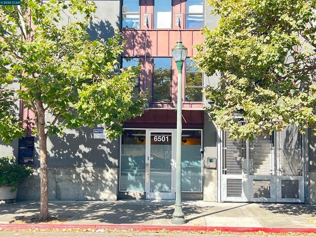 Building Photo - 6501 San Pablo Ave Unit 203 Rental