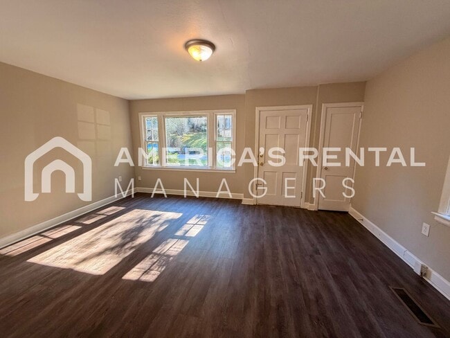 Photo - Coming Soon! View NOW! Cozy Anniston Home ...