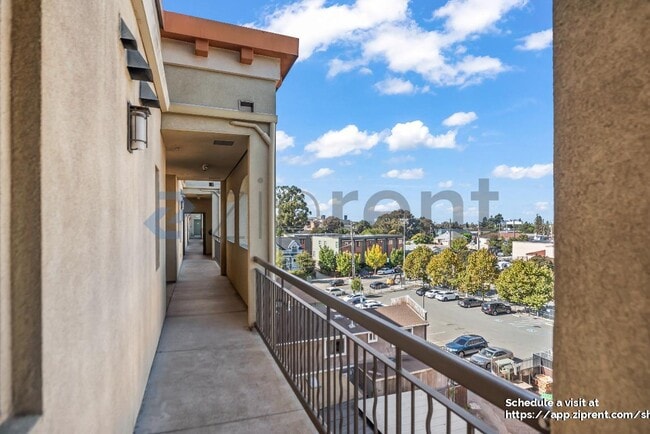 Photo - 4811 Telegraph Ave