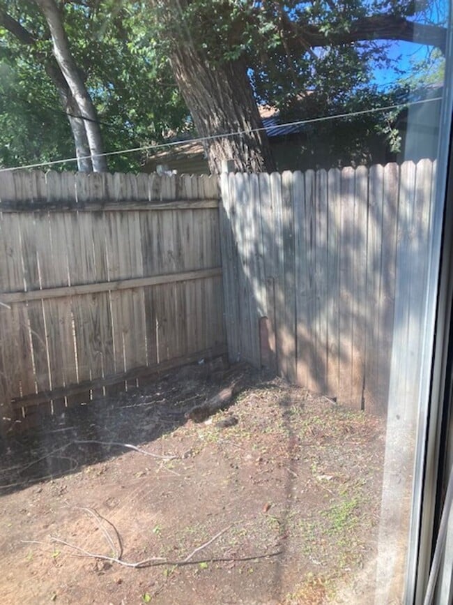 Building Photo - Cute 1 bed/1 bath
