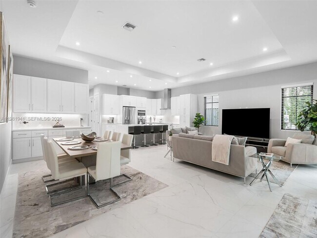 Photo - 1484 SW 32nd St