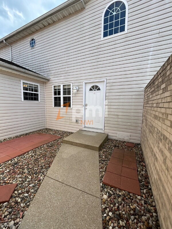 Building Photo - 162 Mallard Pointe Dr