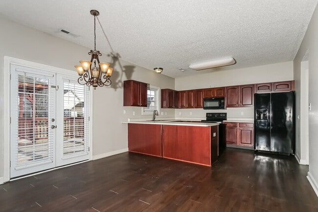 Photo - 5427 Montavia Ln