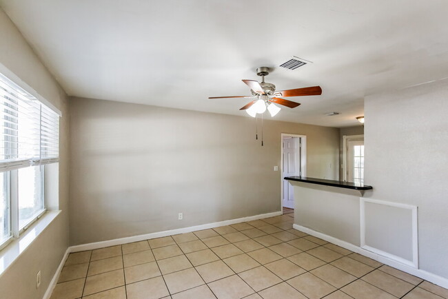 Photo - 2520 NE 7th Terrace
