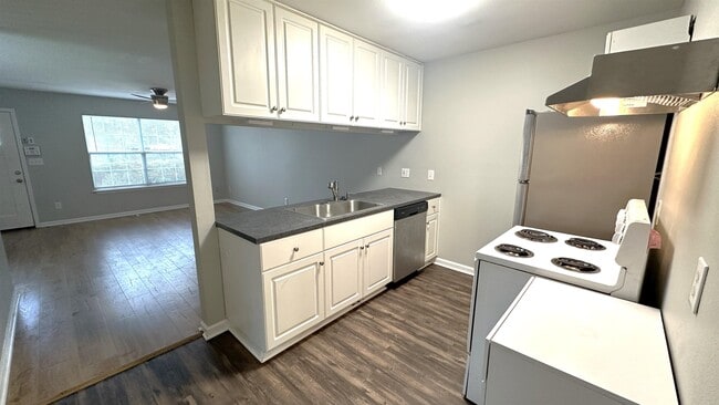 Photo - 2775 Tess Cir