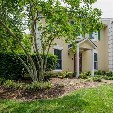 Building Photo - COMING SOON... 3BR/2BA TOWNHOME NEAR DOWNTOWN FRANKLIN! Unit 1