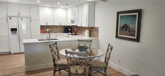 Photo - 1051 Foxfire Ln Unidad 302