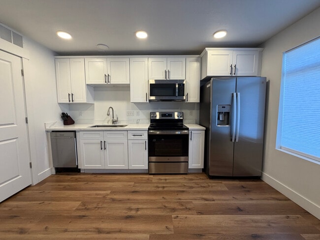 Photo - 98 E Center St Unit 307