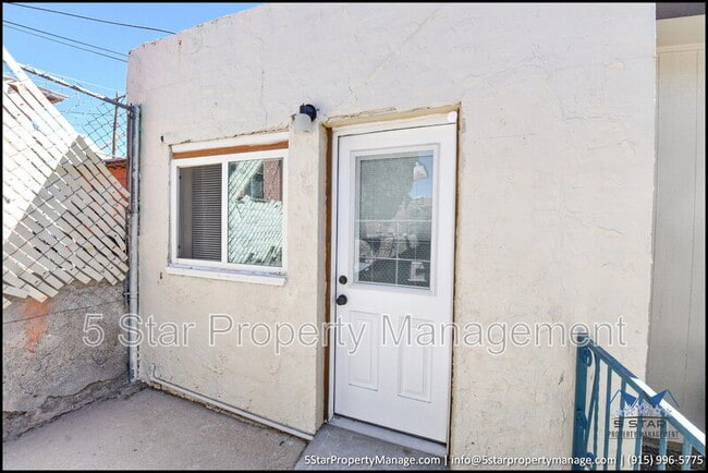 Photo - 1212 N Laurel St Unit B