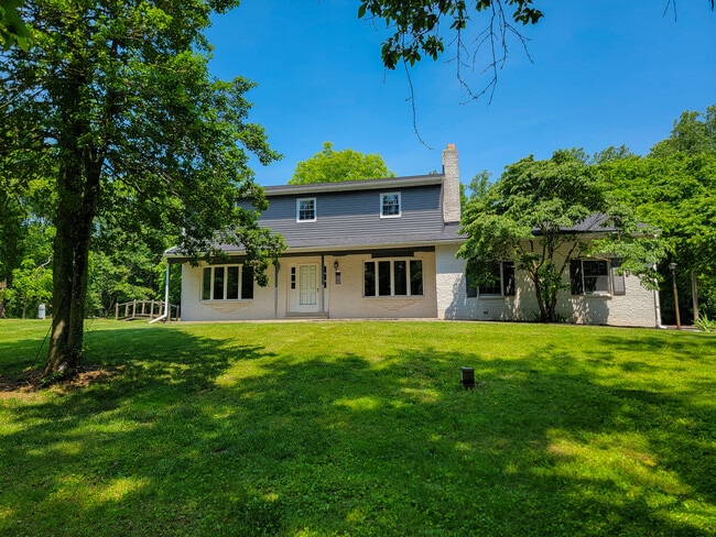 Photo - 380 Netzley Dr House