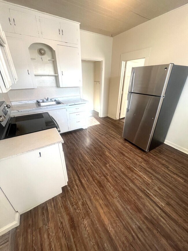 Photo - 424 N 13th Ave Unit 424 N 13th B