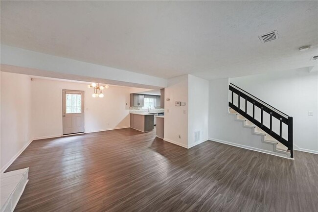 Photo - 7156 Whitfield Dr