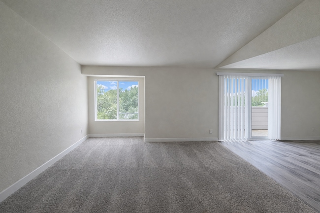 Photo - Wellington Place Apartments