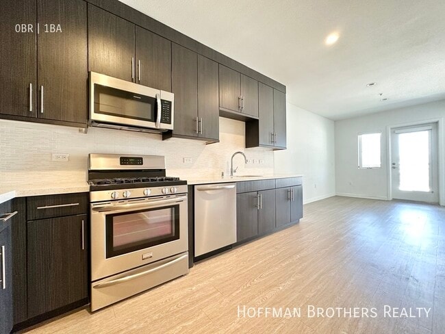 Photo - 11405 Chandler Blvd Unidad 306