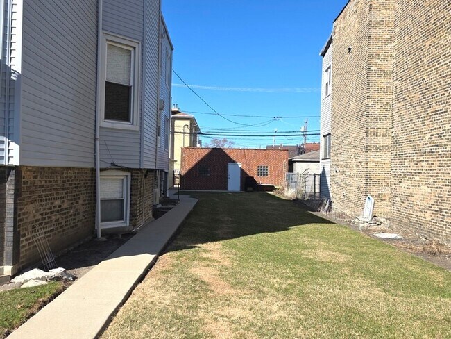 Photo - 3818 W Diversey Ave Unit 2