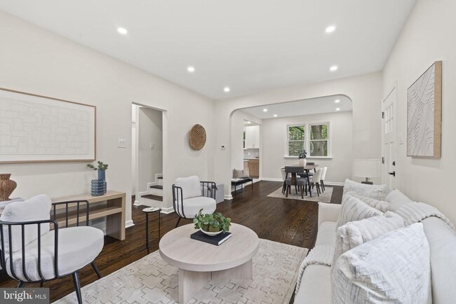 Photo - 908 Fulton St