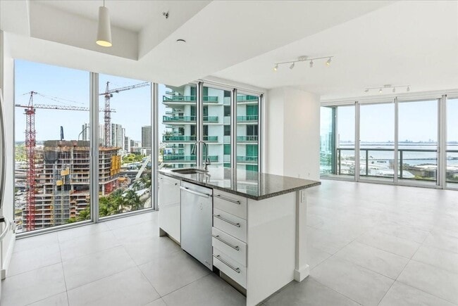 Building Photo - 888 Biscayne Blvd Unit 2212