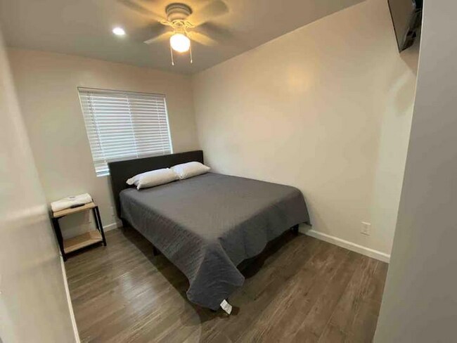 Photo - 1256 Tiegen Dr Unidad 3