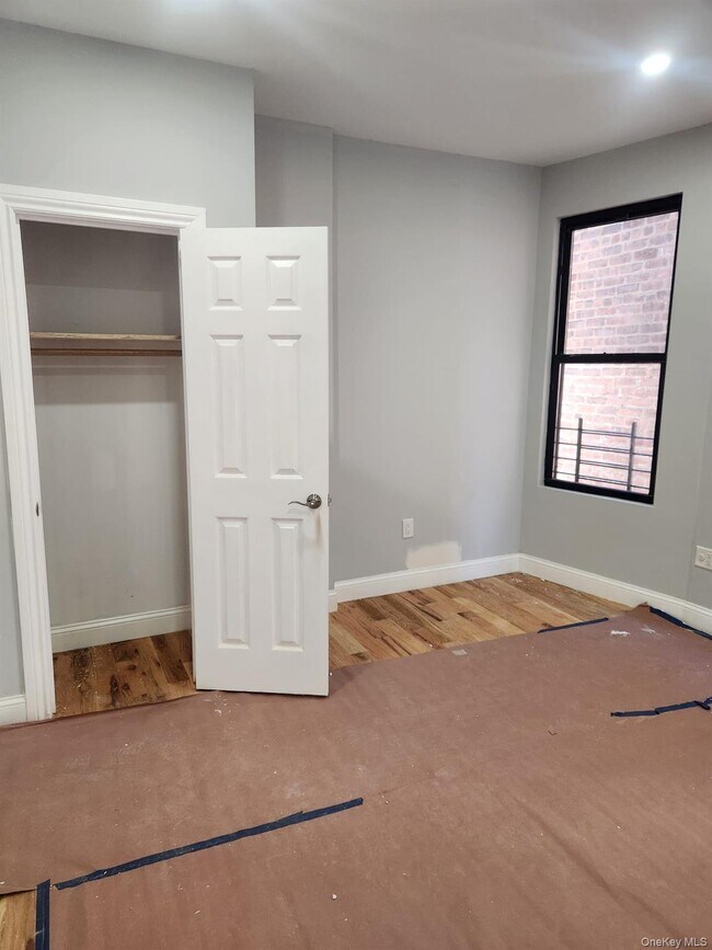 746 E 217th St Unit 3