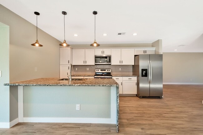 Photo - 5-Bedroom Tempe Home with Private Pool Near ASU Campus