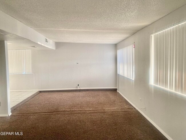 8210 Marfil Dr