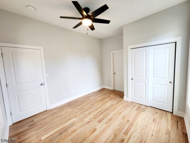 Photo - 24 W Stewart St