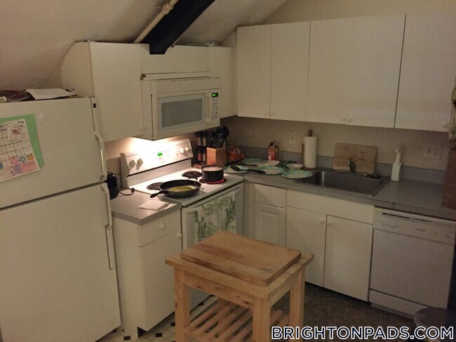 Photo - 2 Chestnut Hill Ave Unit 5