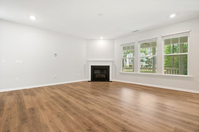 Photo - Stunning and spacious end-unit townhome in North Raleigh!