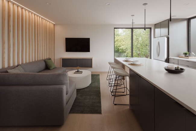 Photo - 796 Stewart Ave