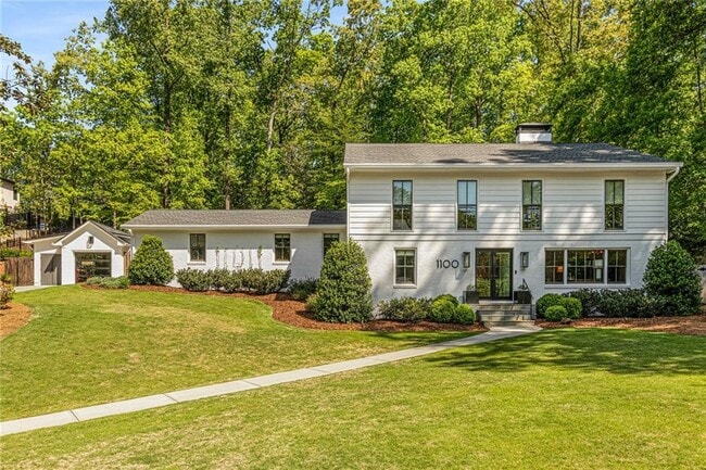 Photo - 1100 Kingston Dr NE