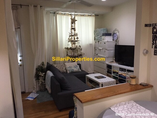 Photo - 302 Highland Ave