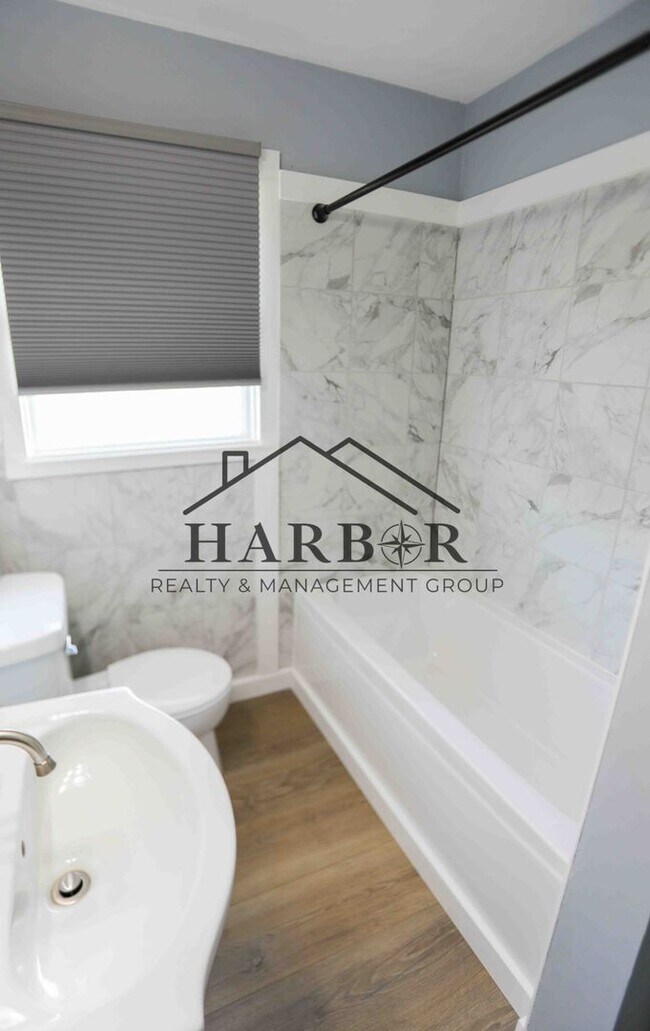 Photo - Newly Renovated 2 bedroom in SW Rochester! Unidad 1348