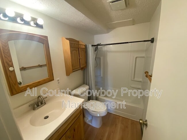 Photo - 704 Ferris Ct Unidad Apt. 3