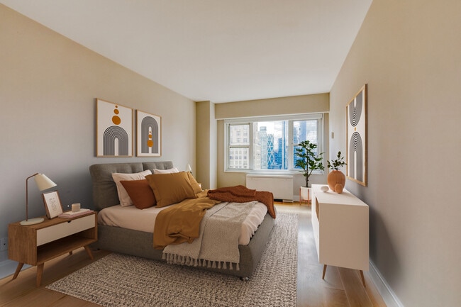 Photo - One Lincoln Plaza